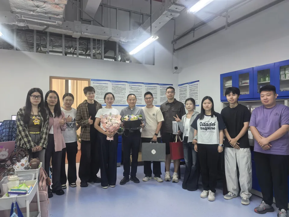 课题组师生教师节合影
